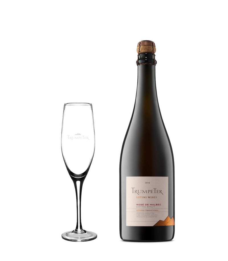Trumpeter-Extra-Brut-Rose-+-2-copas